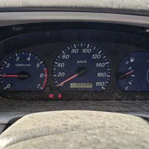 Mazda B2600 2003 White Manual Petrol