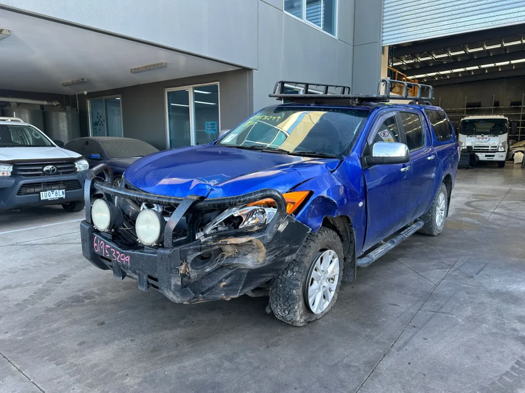 Mazda BT-50 2013 Blue Auto Diesel