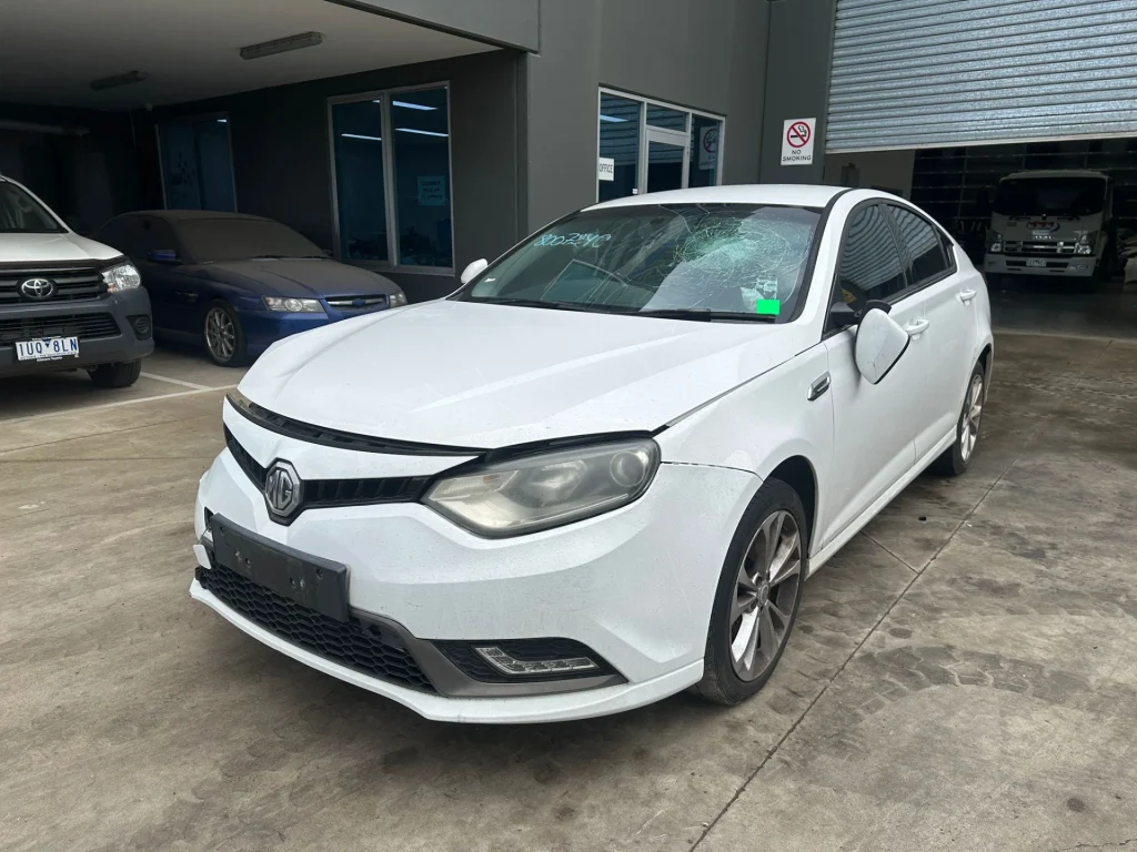 MG 6 2017 White Auto Petrol