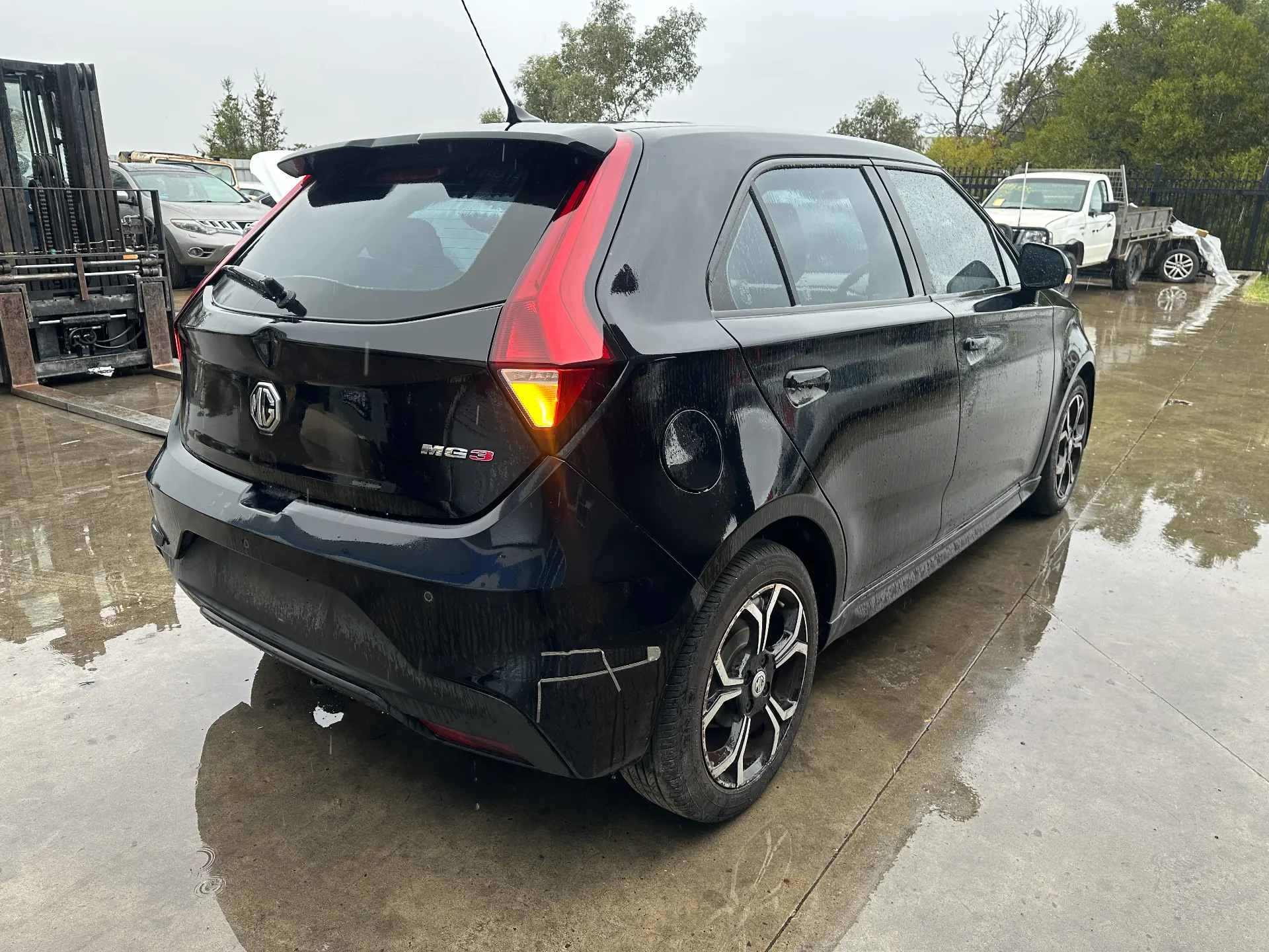 MG MG3 2022 Black Auto Petrol