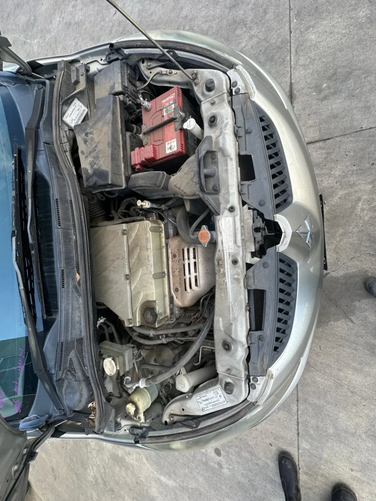 Mitsubishi Grandis 2005 Silver Auto Petrol