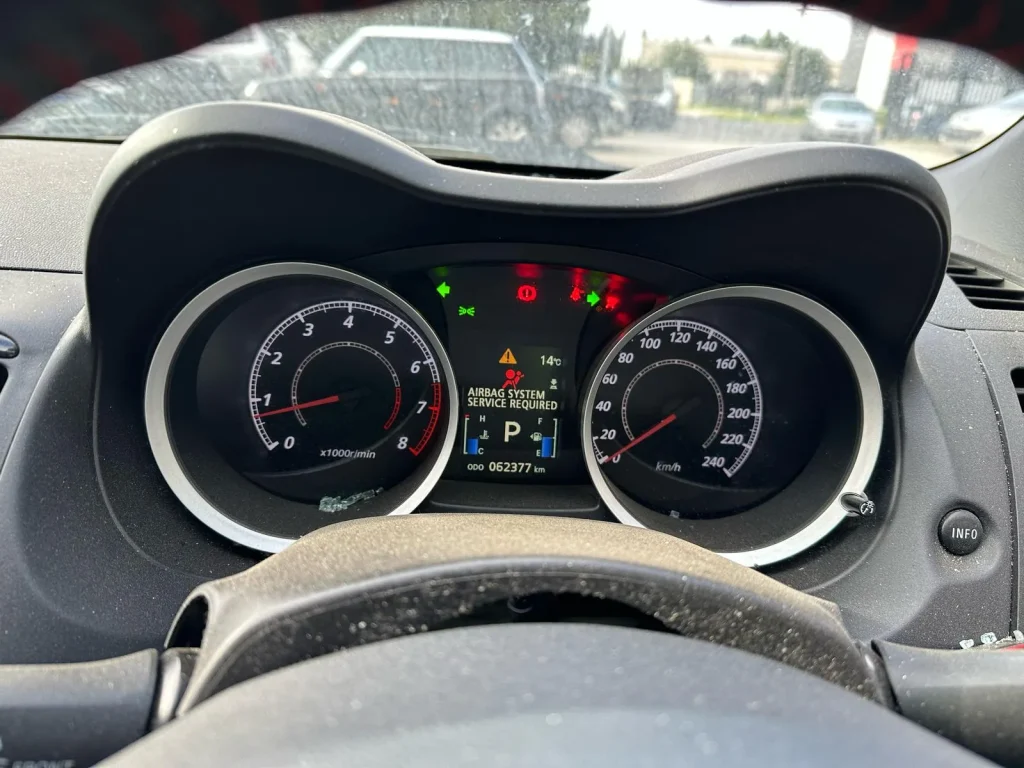 Mitsubishi Lancer 2017 White Auto Petrol