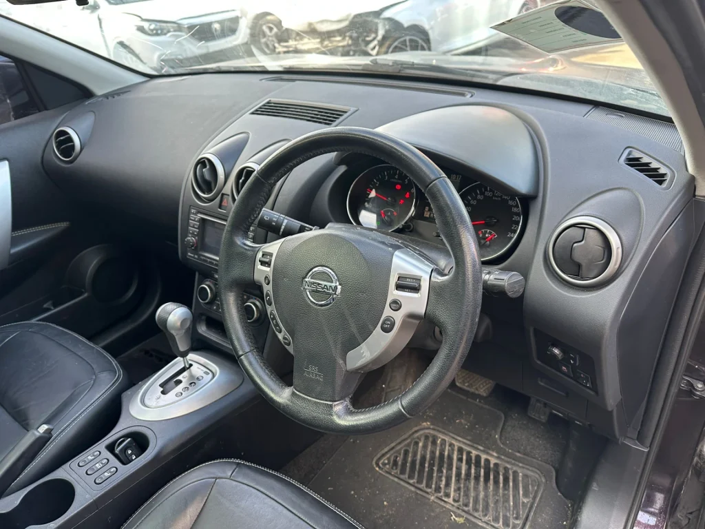 Nissan Dualis 2013 Black Auto Petrol