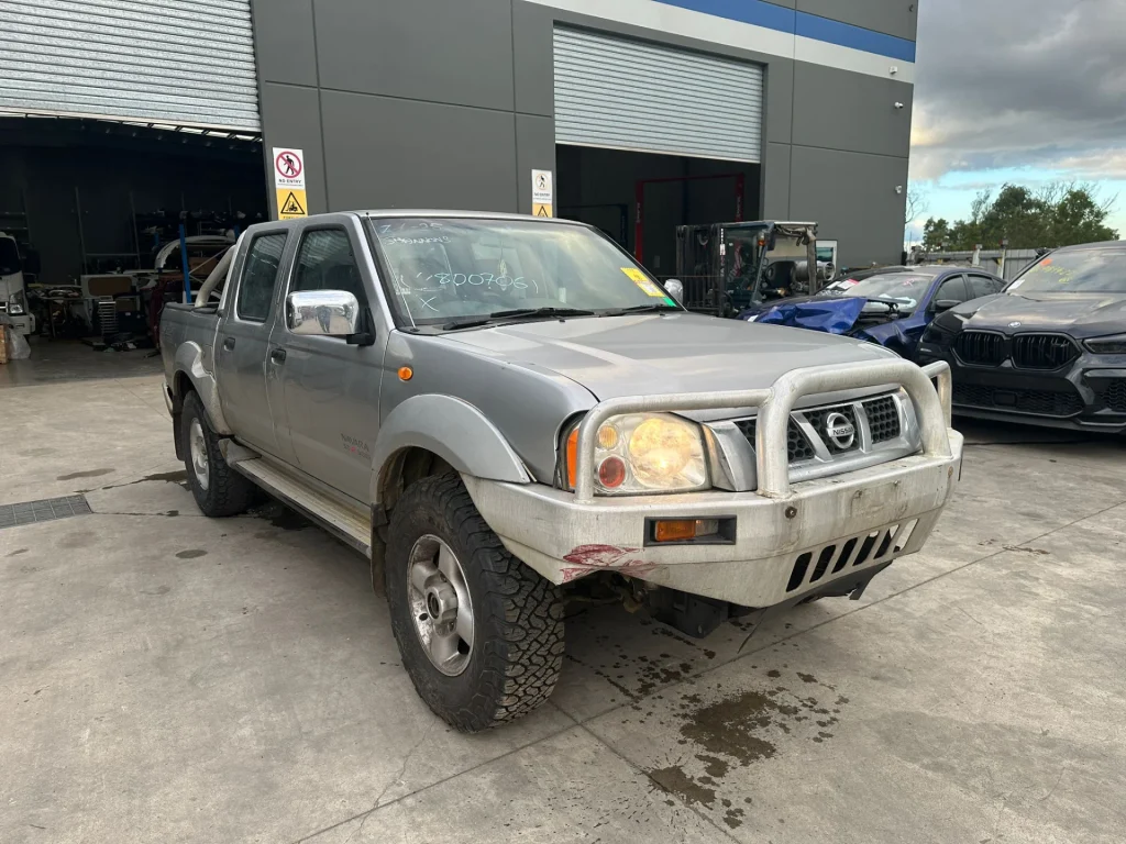 Nissan Navara 2005 Silver Manual Diesel