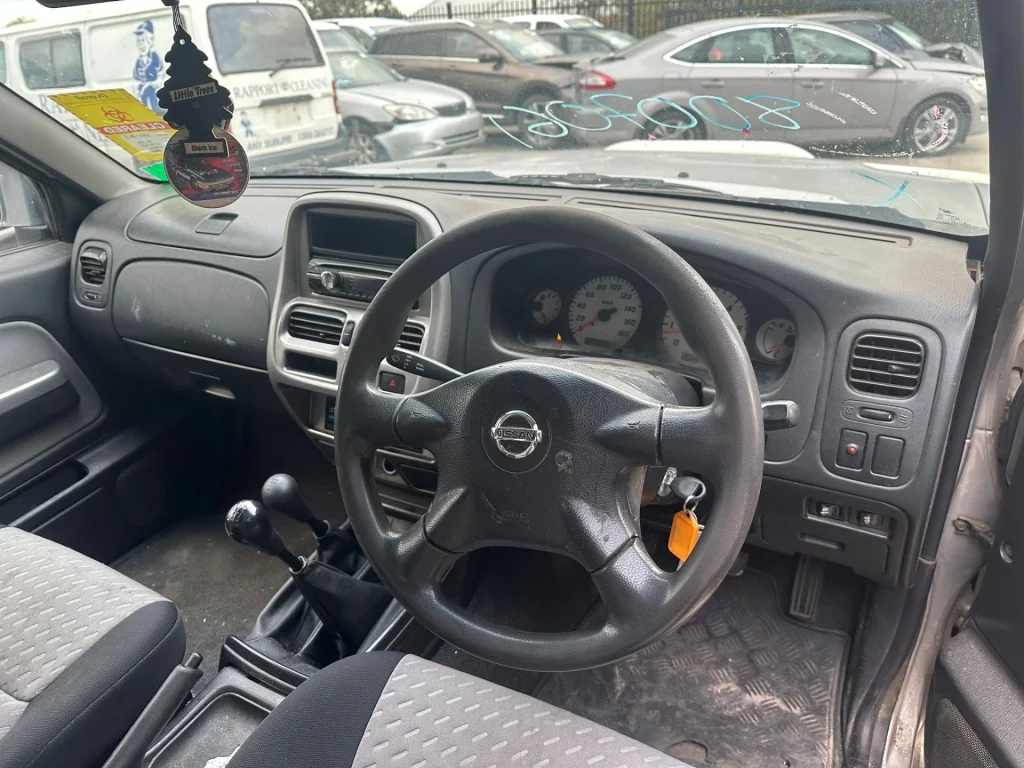 Nissan Navara 2005 Silver Manual Diesel