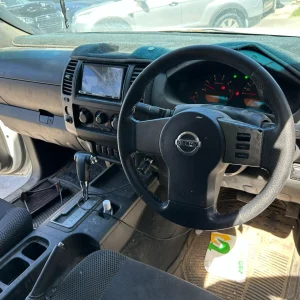 Nissan Navara 2007 White Auto White