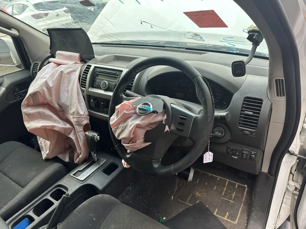 Nissan Navara 2009 White Auto Diesel