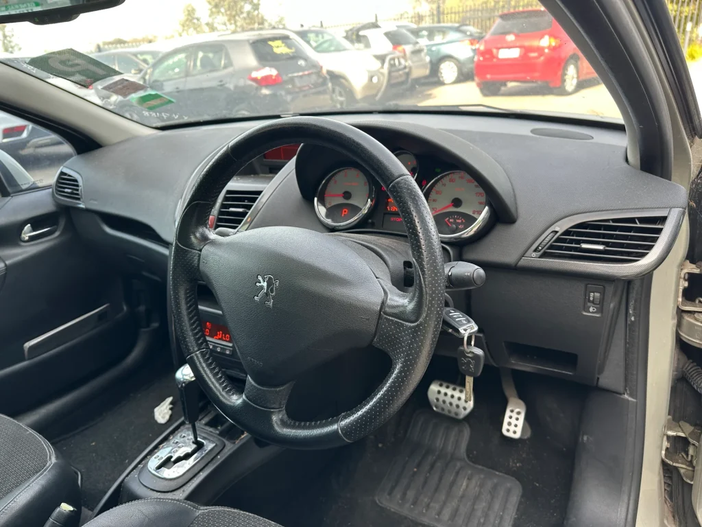 Peugeot 207 2008 Grey Auto Petrol