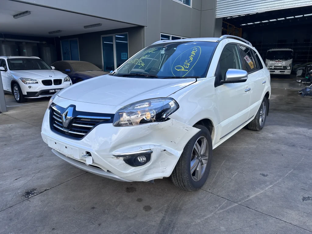 Renault Koleos 2025 White Auto Petrol