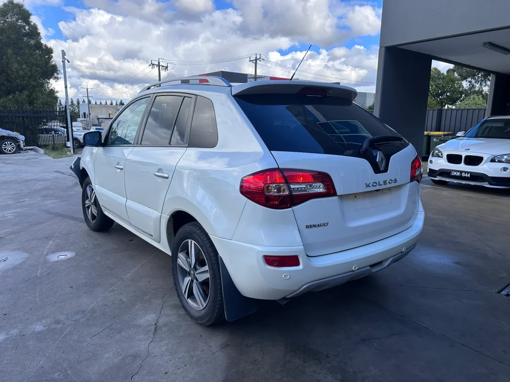 Renault Koleos 2025 White Auto Petrol