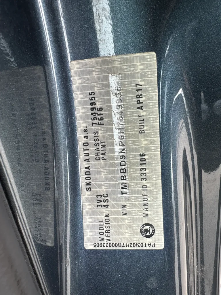 Skoda Superb 2017 Titanium Auto Petrol