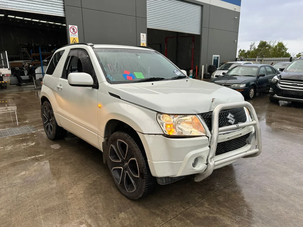 Suzuki Grand Vitara 2010 White Auto Petrol