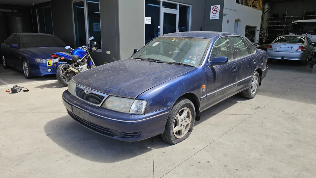 Toyota Avalon 2003 Blue Auto Petrol