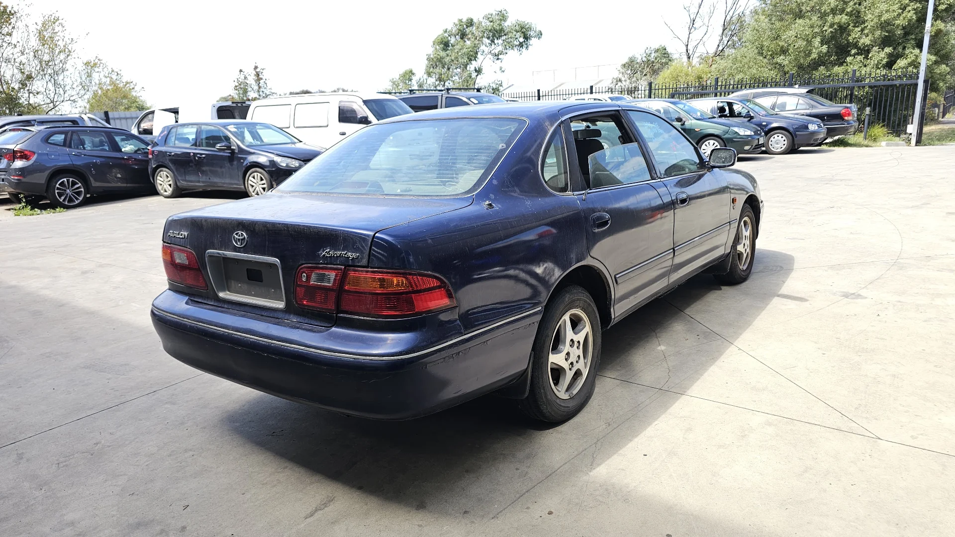 Toyota Avalon 2003 Blue Auto Petrol