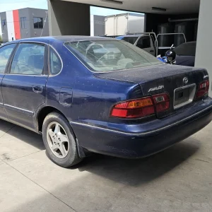 Toyota Avalon 2003 Blue Auto Petrol