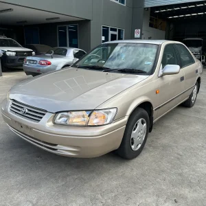 Toyota Camry 1998 Brown Auto Petrol