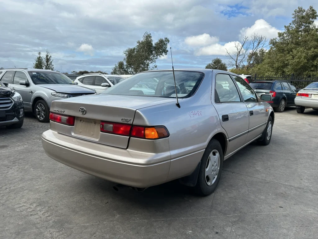 Toyota Camry 1998 Brown Auto Petrol