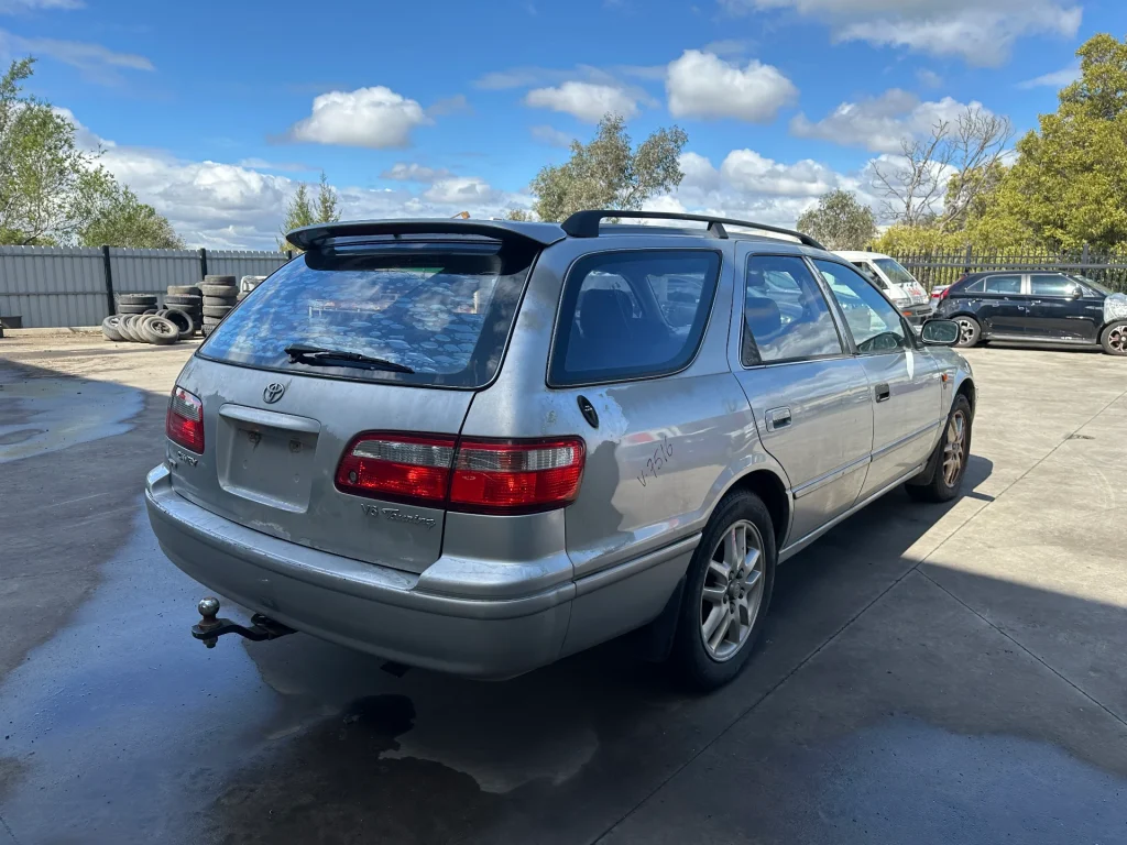 Toyota Camry 2001 Silver Auto Petrol