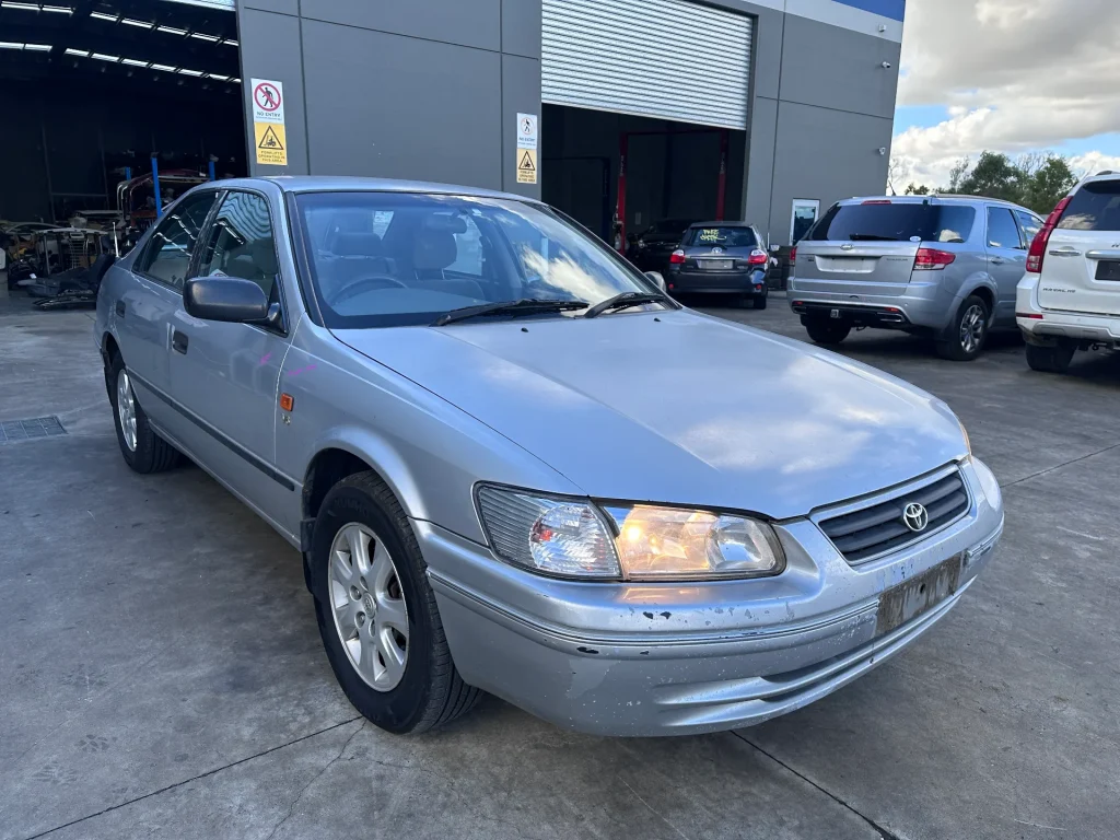 Toyota Camry 2002 Silver Auto Petrol