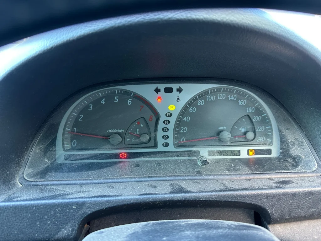 Toyota Camry 2004 Silver Auto Petrol