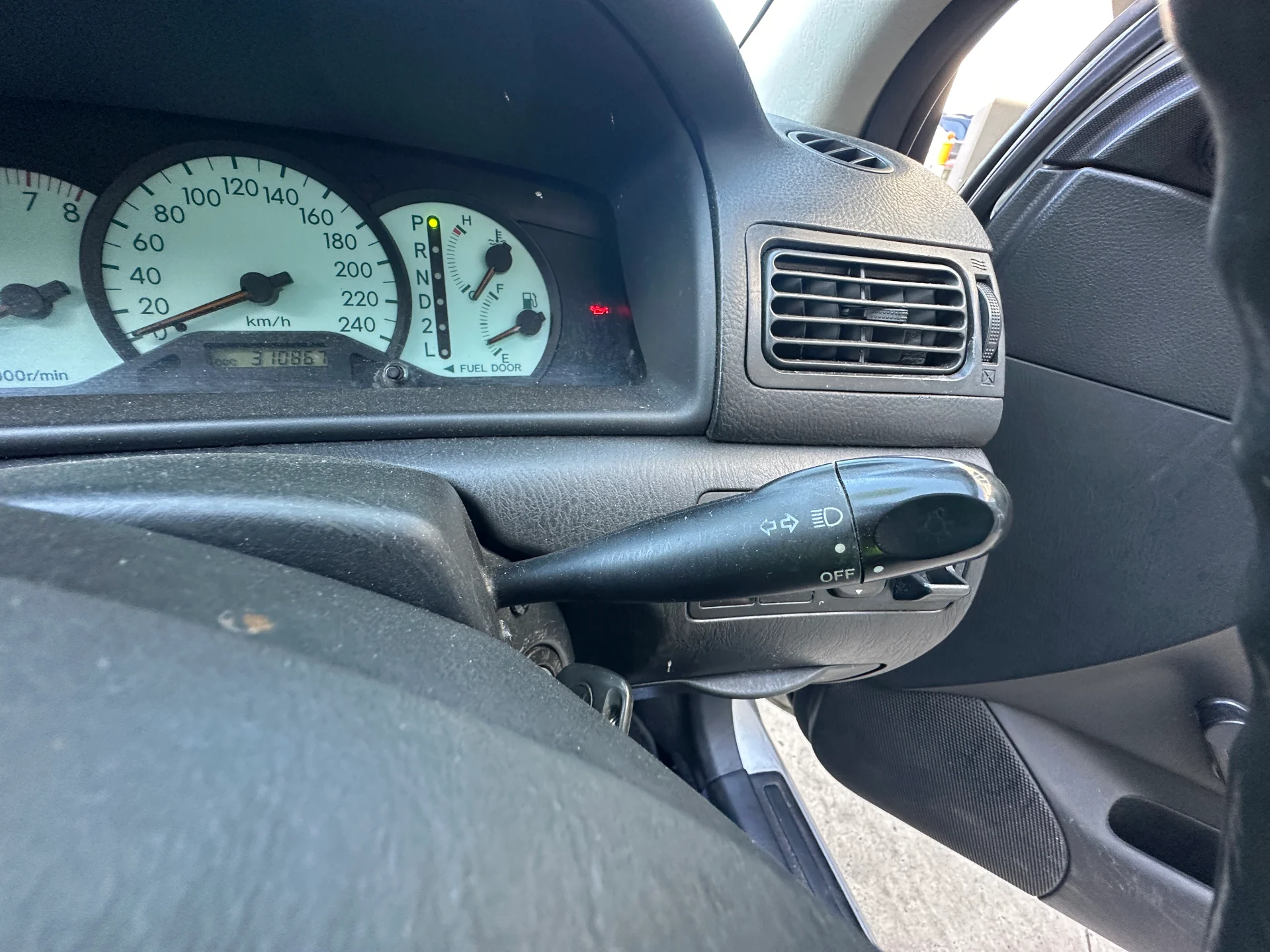 Toyota Corolla 2004 Silver Auto Petrol