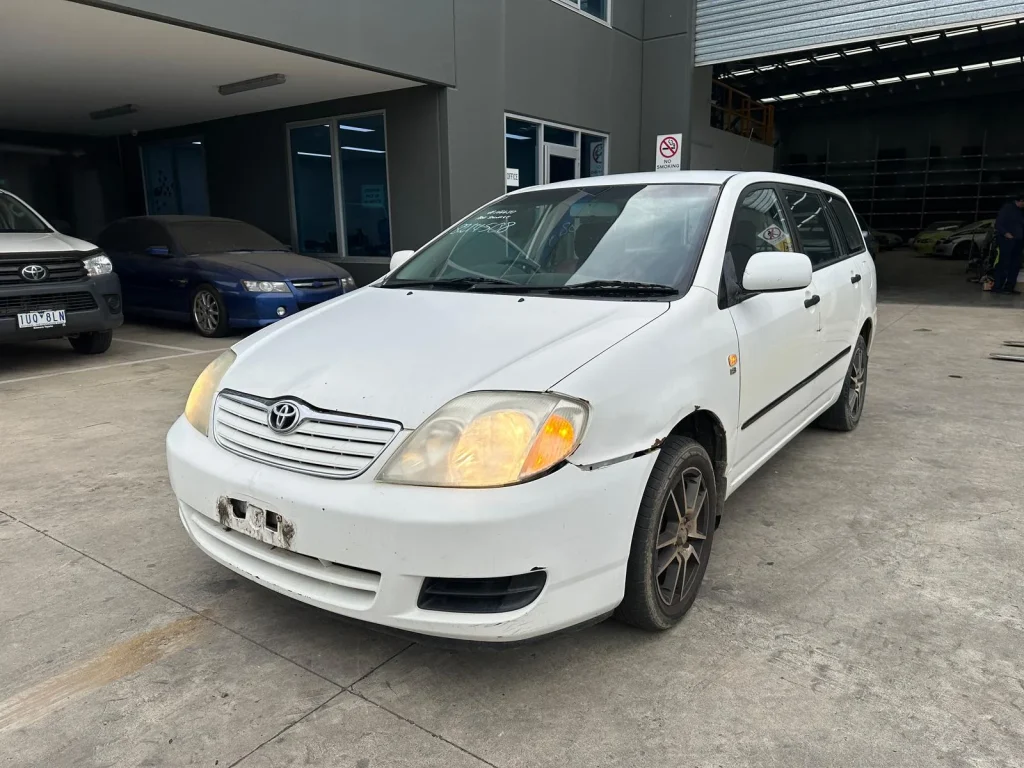 Toyota Corolla 2006 White Auto Petrol