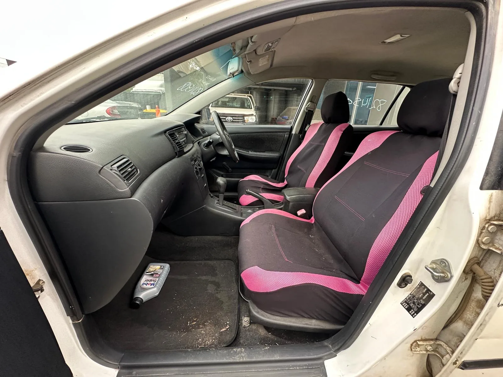 Toyota Corolla 2006 White Auto Petrol
