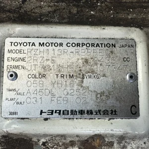 Toyota Hiace 2002 White Auto Petrol