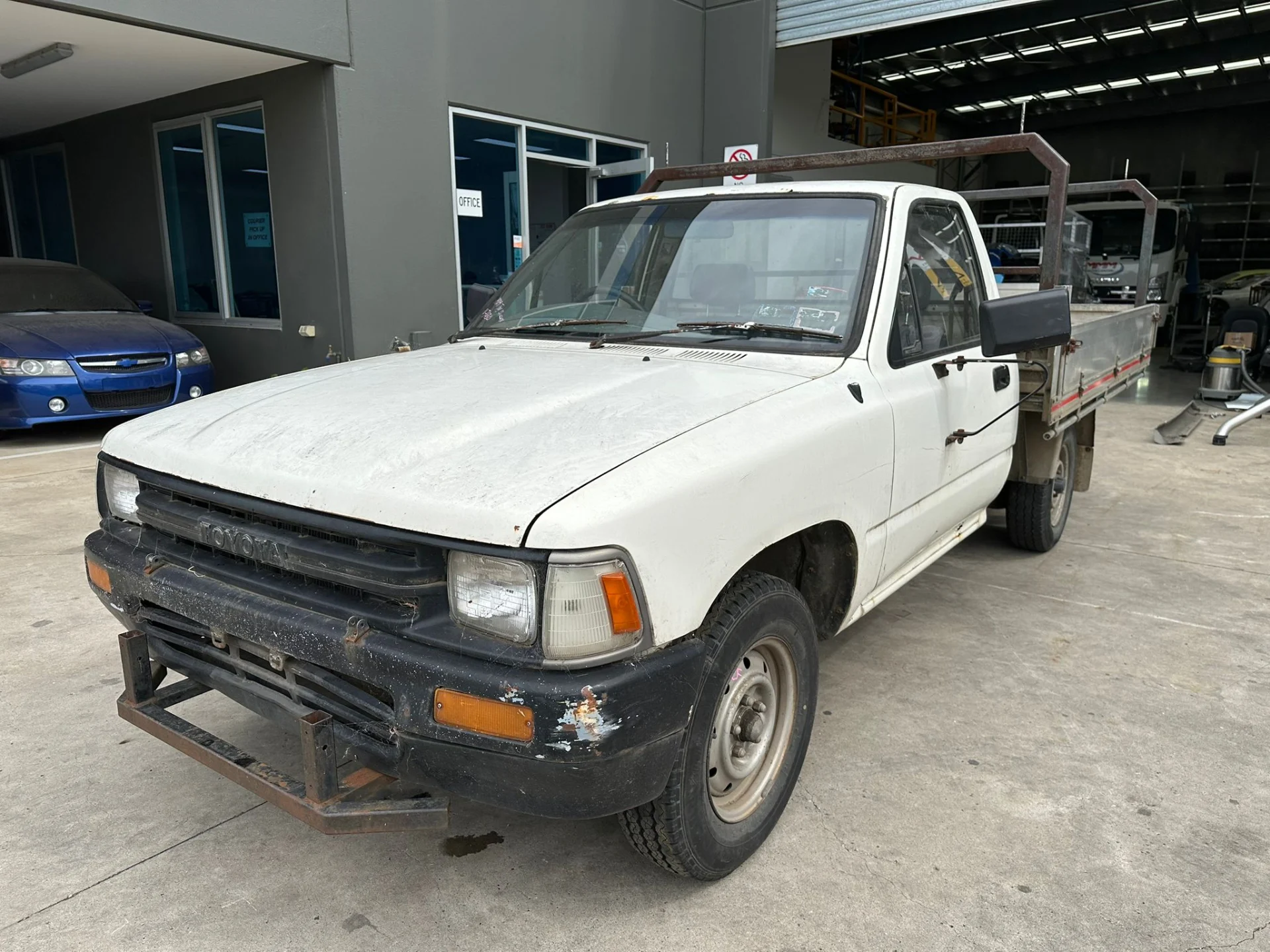 Toyota Hilux 1989 Manual Petrol
