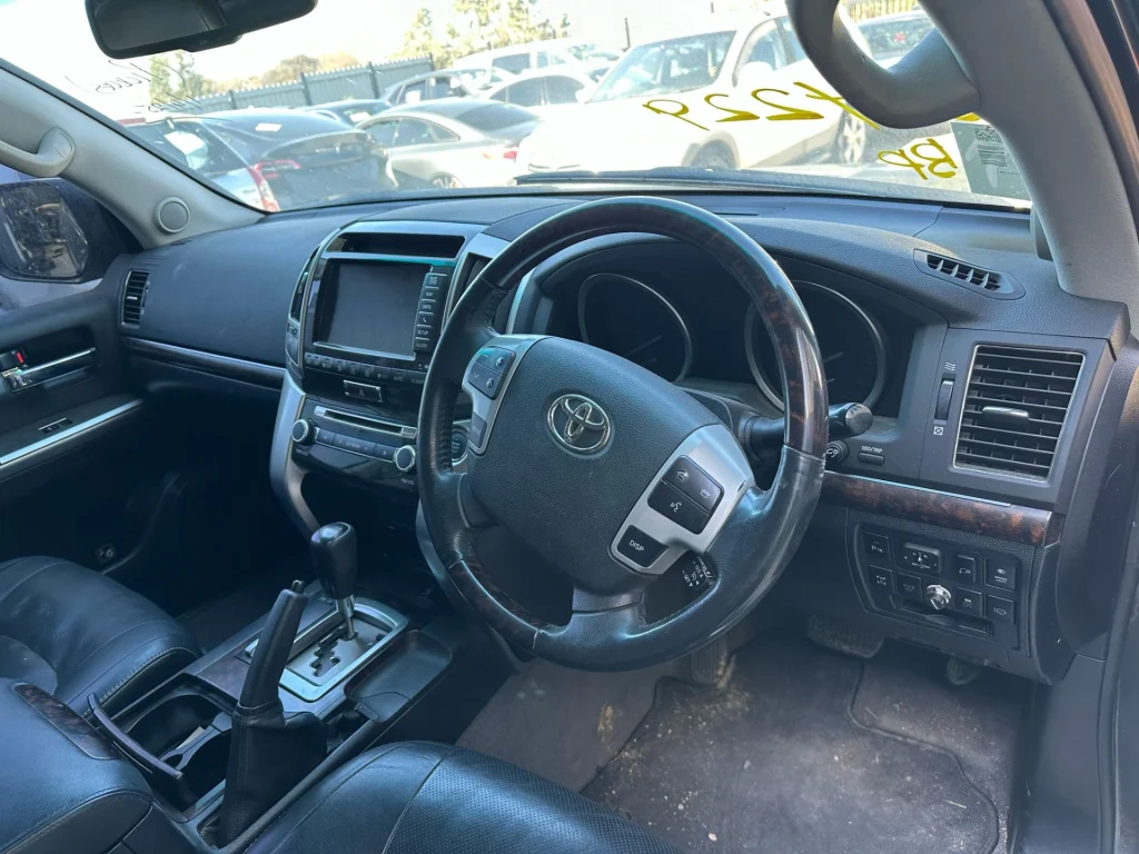 Toyota Land Cruiser 2015 Grey Auto Diesel