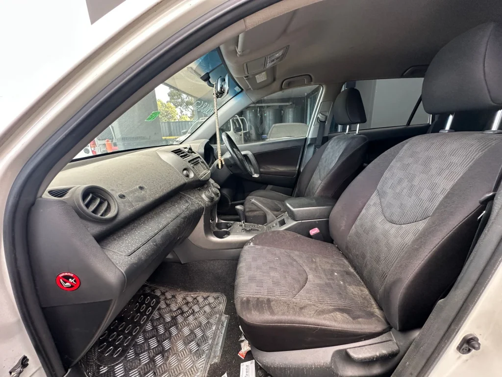 Toyota Rav4 2011 White Auto Petrol