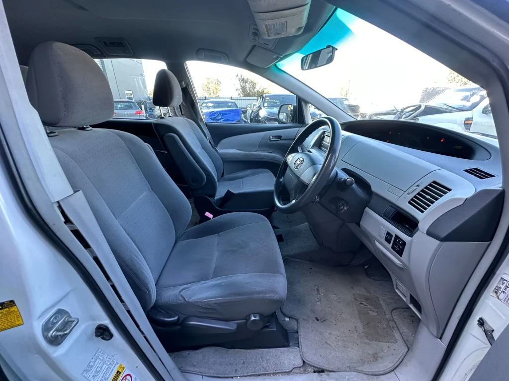 Toyota Tarago 2007 White Auto Petrol