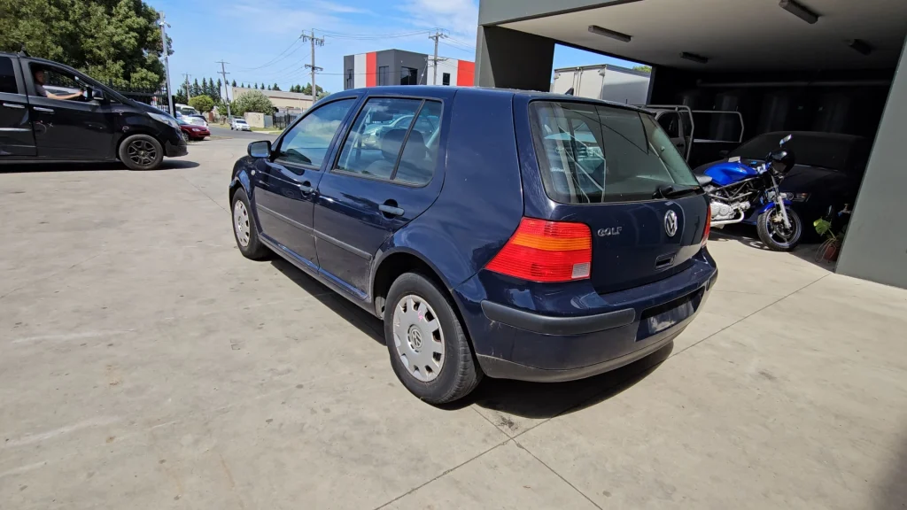 Volkswagen Golf 2001 Black Manual Petrol