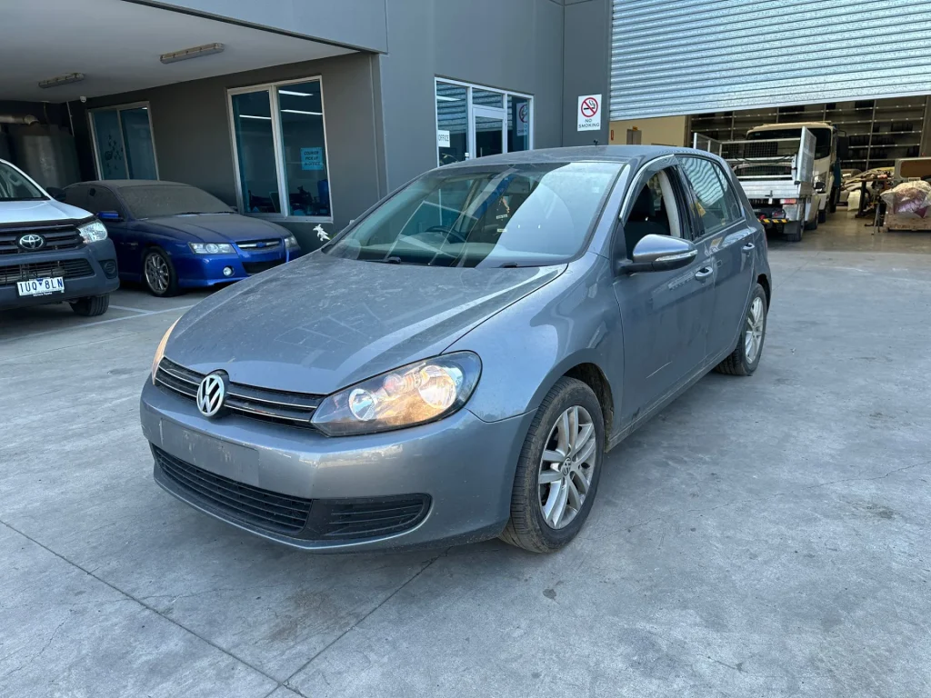 Volkswagen Golf 2010 Platinum Silver Auto Diesel