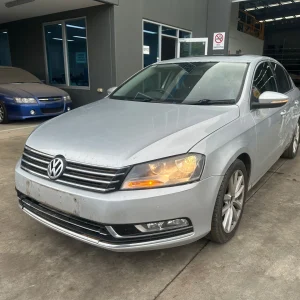 Volkswagen Passat 2013 Silver Auto Diesel