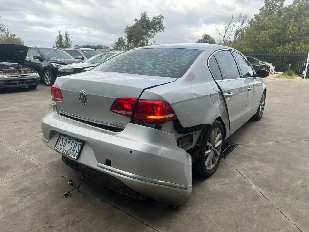 Volkswagen Passat 2013 Silver Auto Diesel