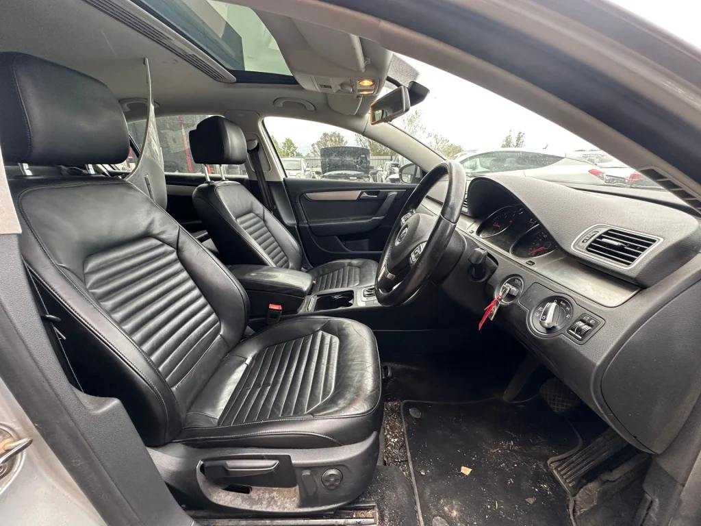 Volkswagen Passat 2013 Silver Auto Diesel