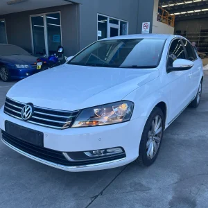 Volkswagen Passat 2014 White Auto Petrol