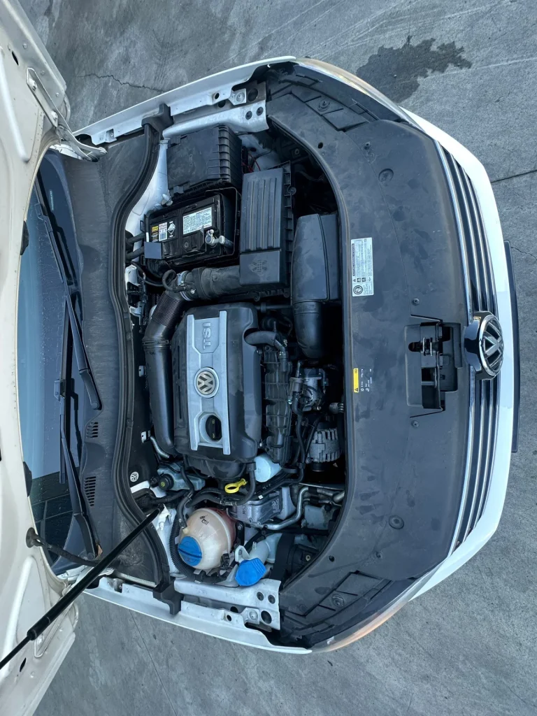 Volkswagen Passat 2014 White Auto Petrol