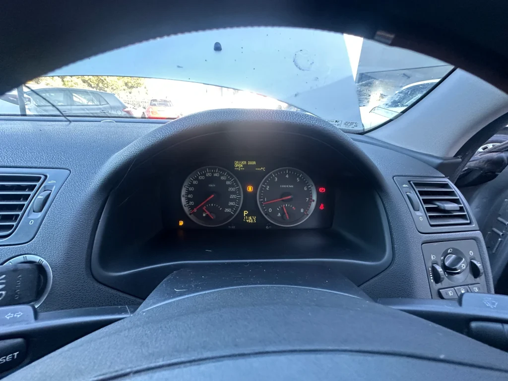 Volvo S40 2006 Silver Auto Petrol